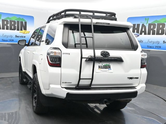 Used 2022 Toyota 4Runner TRD Pro AWD/4WD image 4
