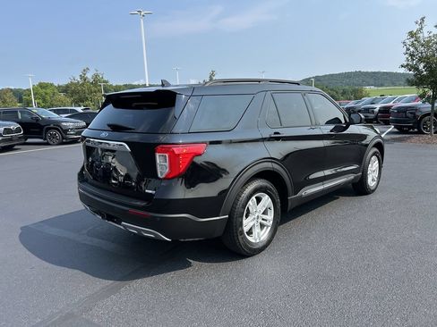 Used 2020 Ford Explorer XLT w/ Equipment Group 202A AWD/4WD image 7
