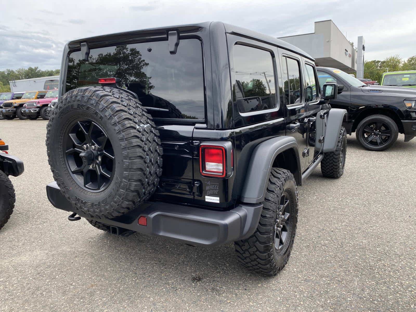 Certified 2026 Jeep Wrangler Unlimited Sport AWD/4WD image 3