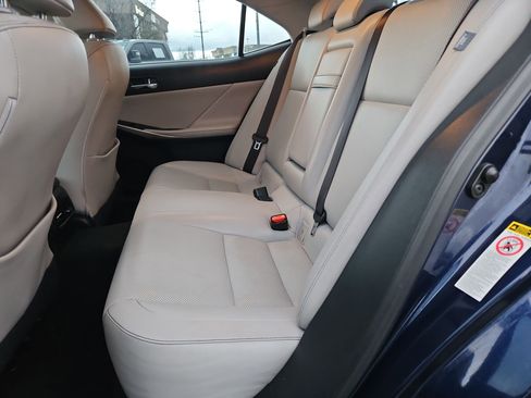 Used 2015 Lexus IS 250 w/ Premium Package image 29