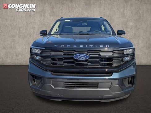 New 2025 Ford Expedition Active image 2