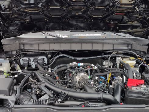 New 2025 Ford Bronco Badlands image 15