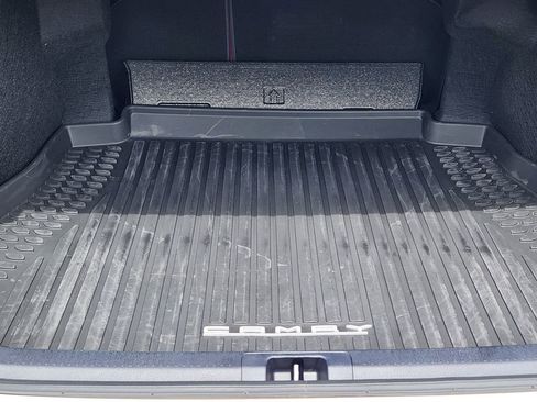 Used 2024 Toyota Camry XSE w/ Navigation Package image 31