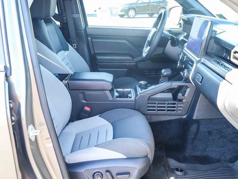 Certified 2024 Toyota Tacoma TRD Sport w/ TRD Sport Upgrade Package AWD/4WD image 20