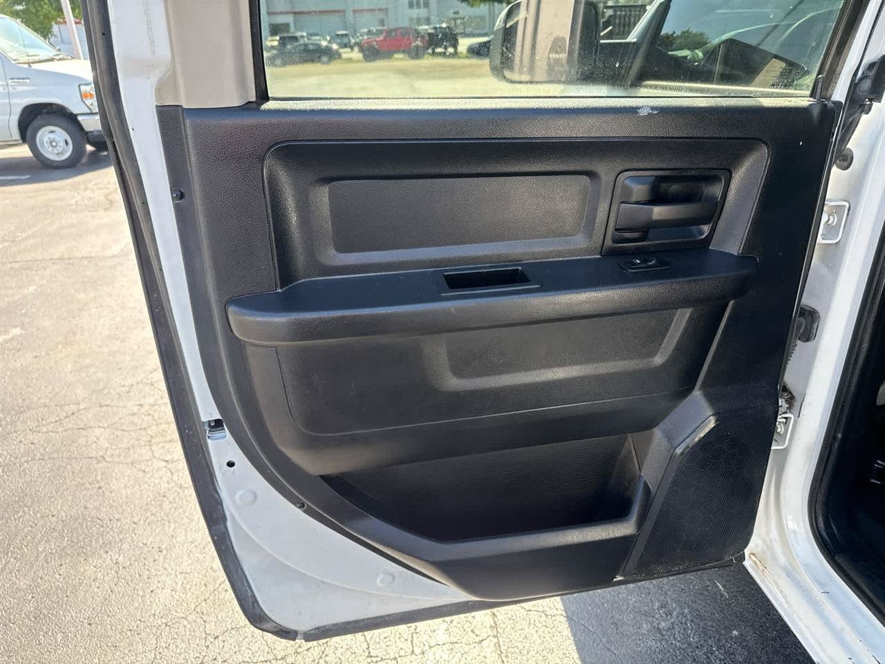 Used 2015 RAM 3500 Tradesman AWD/4WD image 18