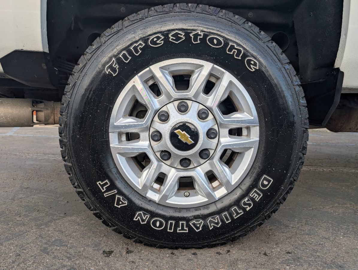 Used 2018 Chevrolet Silverado 2500 LT w/ Z71 Package, Off-Road AWD/4WD image 12