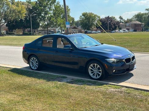 Used 2016 BMW 320i Sedan image 10