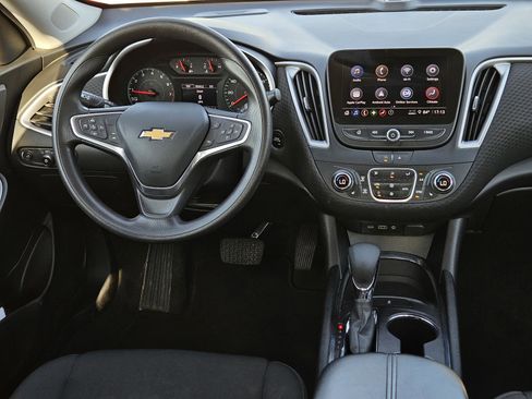 Used 2023 Chevrolet Malibu LT FWD image 29