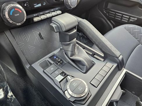 New 2026 Toyota Tacoma SR5 AWD/4WD image 32