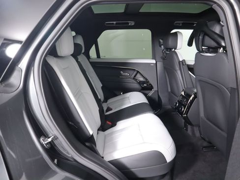 New 2026 Land Rover Range Rover Sport Dynamic SE image 24