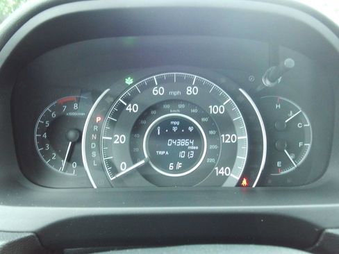 Used 2016 Honda CR-V SE image 9