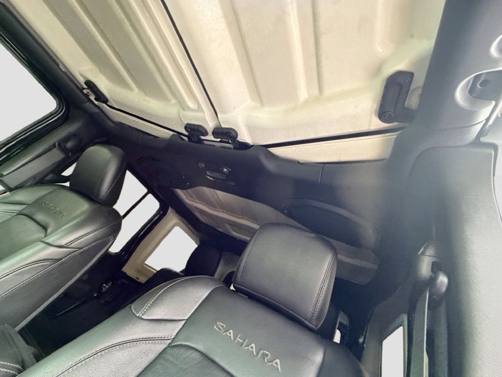 Used 2023 Jeep Wrangler Unlimited Sahara AWD/4WD image 20