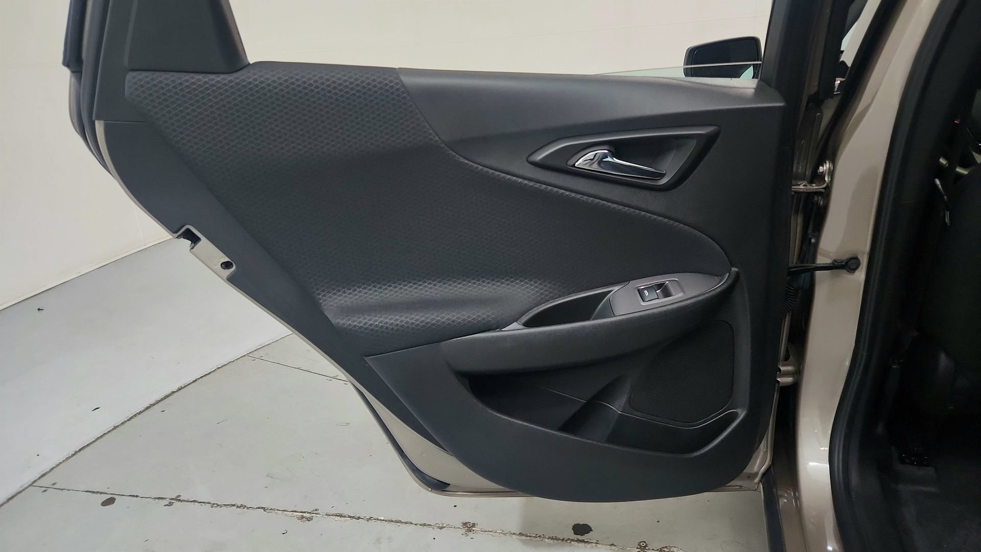 Used 2023 Chevrolet Malibu RS FWD image 22