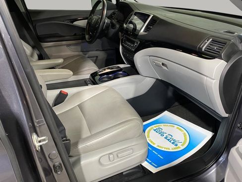 Used 2016 Honda Pilot Touring image 36
