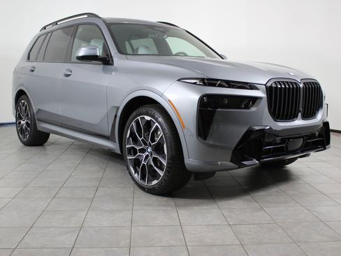 New 2026 BMW X7 xDrive40i w/ M Sport Package image 7