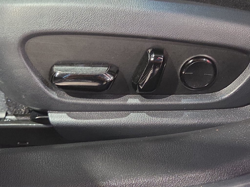 Used 2025 Lexus ES 350 w/ Premium Package FWD image 19