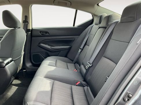 Used 2024 Nissan Altima 2.5 SV image 21