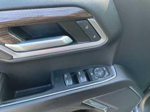 Used 2022 Chevrolet Silverado 1500 RST w/ Z71 Off-Road Package image 6