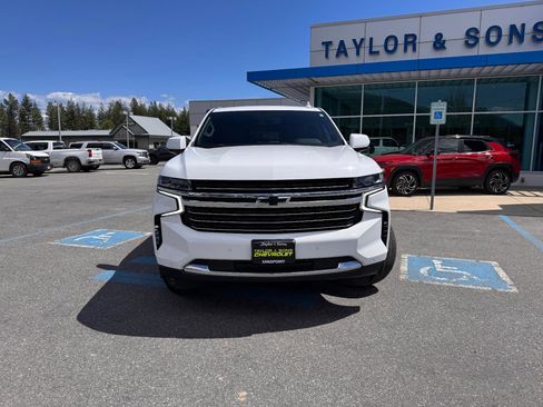 Used 2022 Chevrolet Tahoe LT w/ Max Trailering Package AWD/4WD image 2