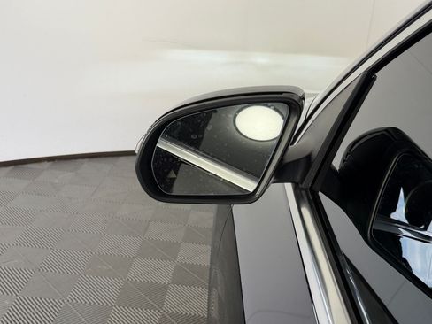Used 2025 Mercedes-Benz GLA 250 image 21