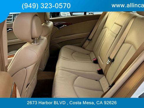 Used 2009 Mercedes-Benz E 350 4MATIC Sedan image 8