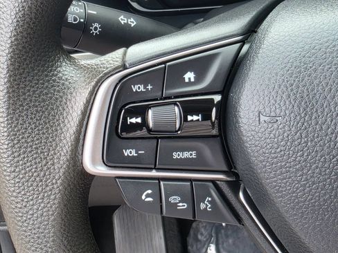 Used 2019 Honda Accord LX image 18