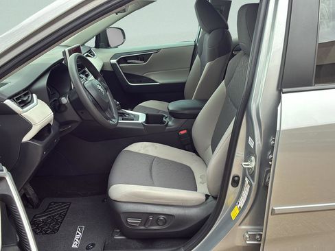 Used 2024 Toyota RAV4 XLE w/ Convenience Package image 22