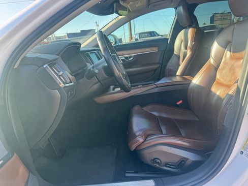 Used 2018 Volvo S90 T6 Inscription w/ Convenience Package image 26