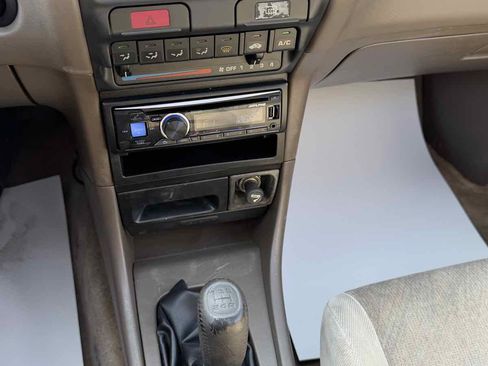 Used 1997 Acura Integra LS FWD image 21