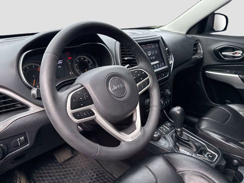 Used 2022 Jeep Cherokee Latitude w/ Sun & Sound Group image 9