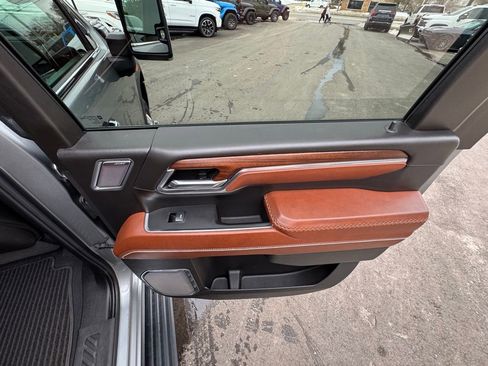 Used 2024 GMC Sierra 3500 Denali Ultimate image 41