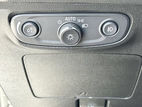 Used 2023 Buick Encore GX Select w/ Safety Package II FWD image 18