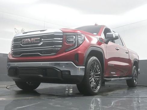 Used 2024 GMC Sierra 1500 SLT w/ SLT Premium Plus Package AWD/4WD image 4