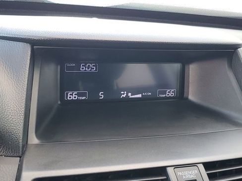 Used 2011 Honda Crosstour EX-L image 18