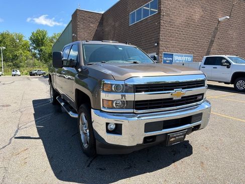 Used 2015 Chevrolet Silverado 2500 LTZ w/ Duramax Plus Package AWD/4WD image 2