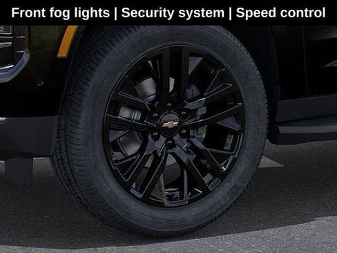 New 2026 Chevrolet Suburban Premier image 16
