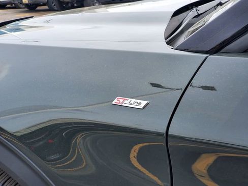 Used 2024 Ford Explorer ST-Line w/ Class IV Trailer Tow Package image 36