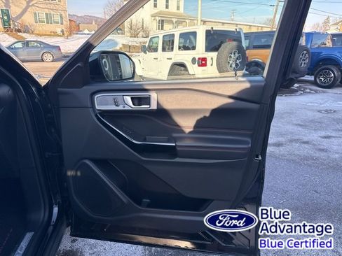 Certified 2022 Ford Explorer ST-Line w/ Class IV Trailer Tow Package image 32