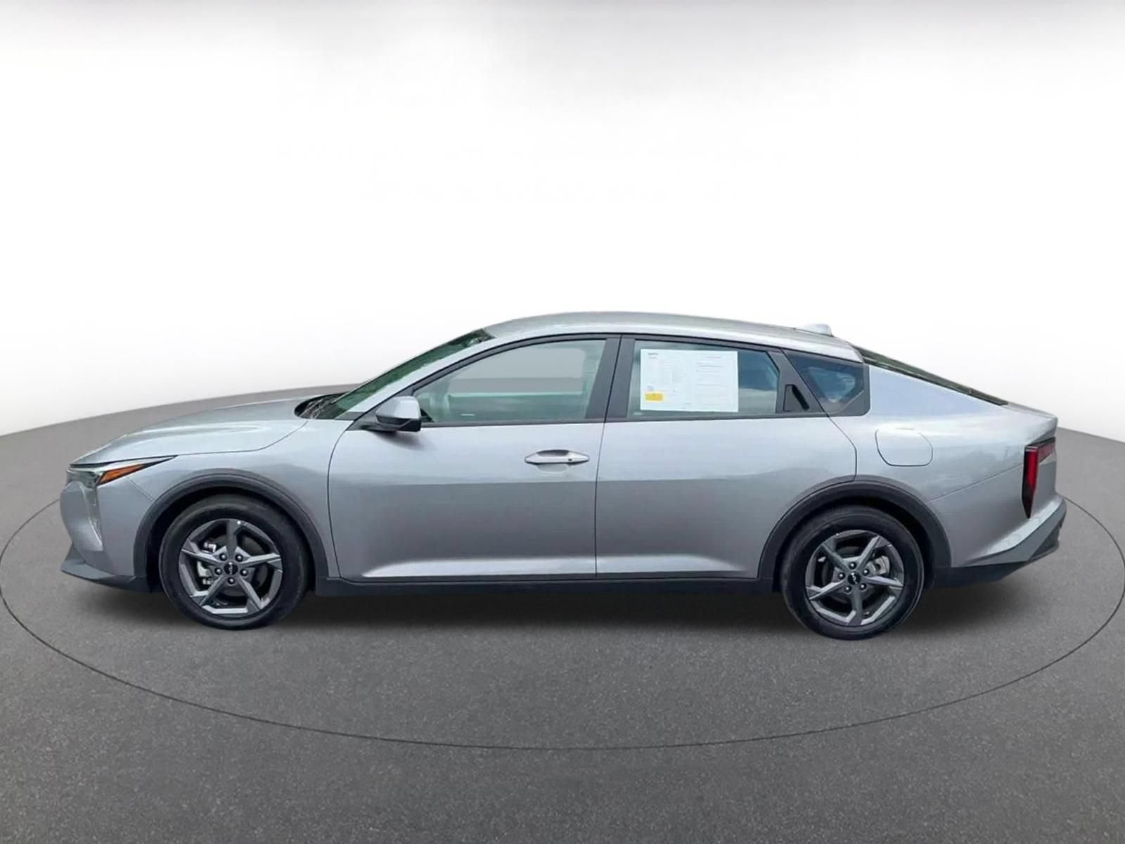 Used 2025 Kia K4 FWD image 8