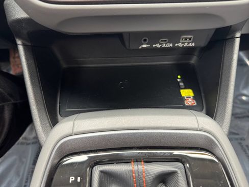 Used 2024 Subaru Crosstrek 2.5i Limited w/ Crosstrek Mirror Package AWD/4WD image 23