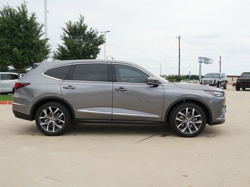 Used 2024 Acura MDX SH-AWD w/ Technology Package image 10