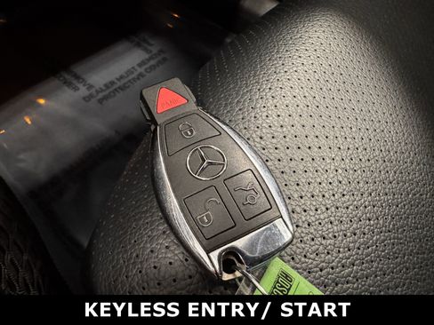 Used 2017 Mercedes-Benz C 300 4MATIC Sedan image 11