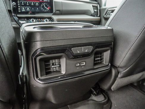 Used 2023 GMC Sierra 1500 AT4 image 26