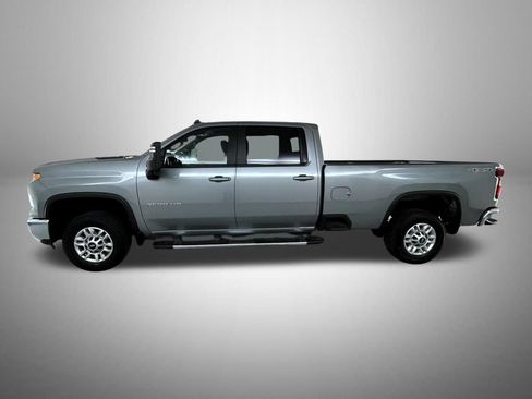 Certified 2025 Chevrolet Silverado 2500 LT w/ Safety Package AWD/4WD image 9