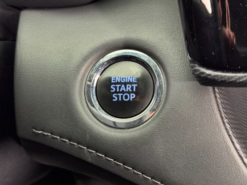 Used 2022 Toyota Highlander XSE image 22