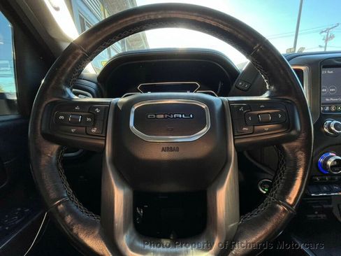 Used 2022 GMC Sierra 2500 Denali image 24