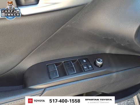 Used 2023 Toyota Camry XSE FWD image 15