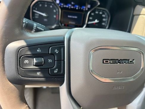 Used 2021 GMC Yukon Denali w/ Advanced Technology Package AWD/4WD image 28