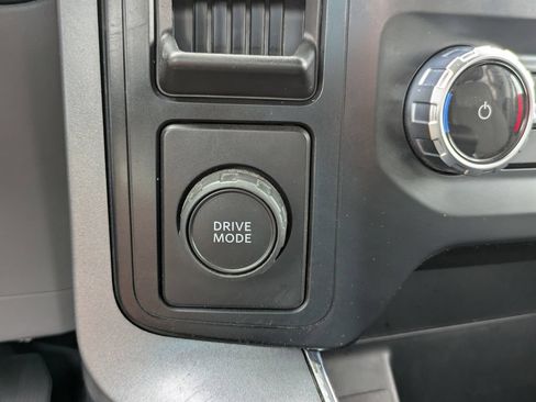 Used 2022 Ford F150 XLT w/ Equipment Group 301A Mid RWD image 17