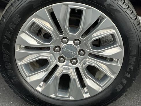 Used 2020 GMC Sierra 1500 Denali w/ Denali Ultimate Package AWD/4WD image 6